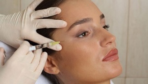 mesotherapy as a way to rejuvenate the skin around the eyes