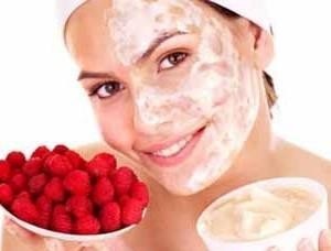 berry mask for facial rejuvenation